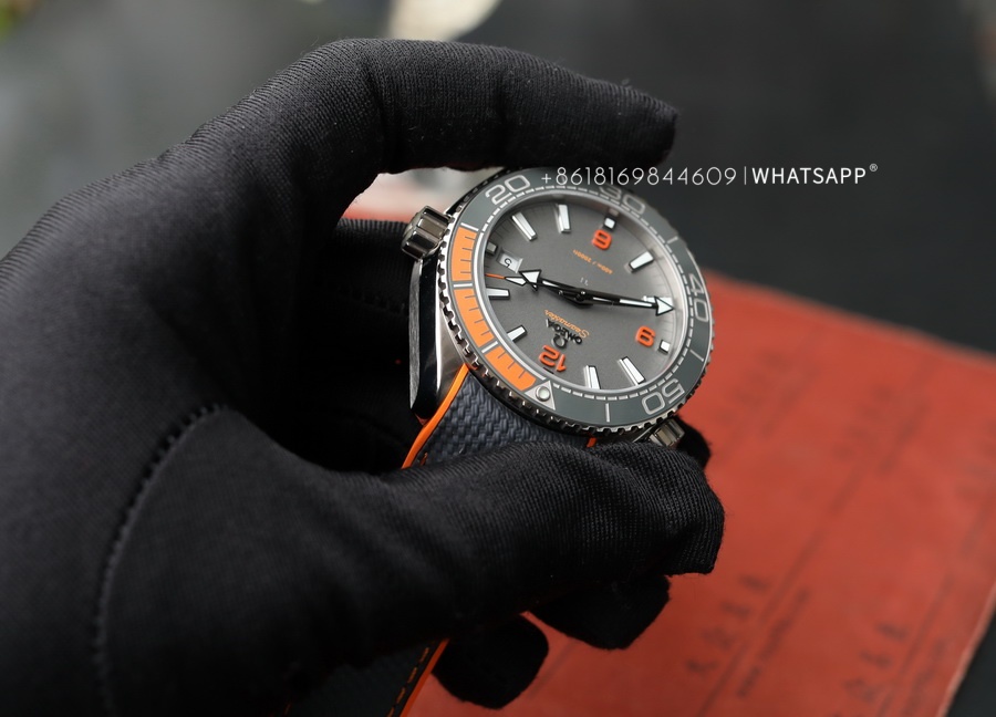 Introduction to VS Factory Omega Seamaster 1/4 Orange Titanium Metal 215.92.44.21.99.001 第6张