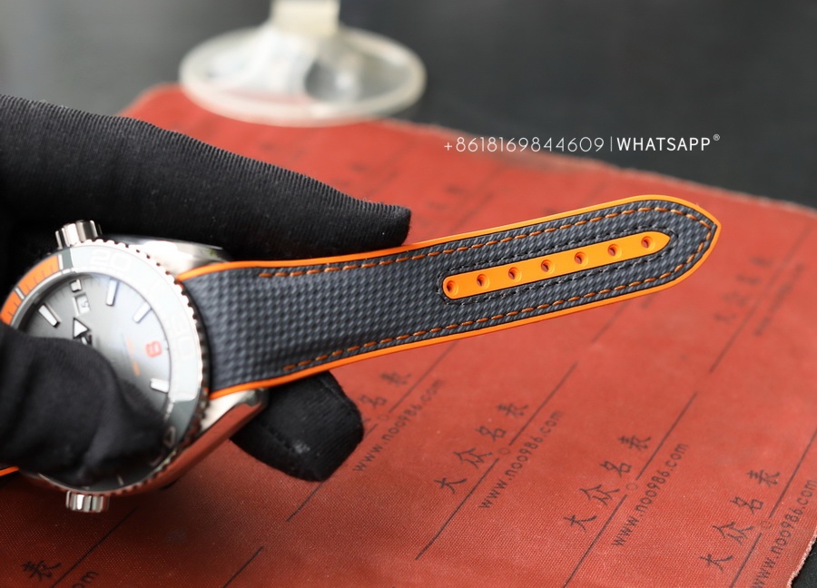 Introduction to VS Factory Omega Seamaster 1/4 Orange Titanium Metal 215.92.44.21.99.001 第13张