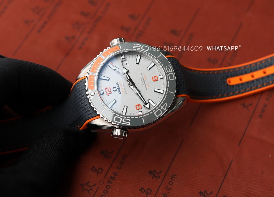 Introduction to VS Factory Omega Seamaster 1/4 Orange Titanium Metal 215.92.44.21.99.001 第2张