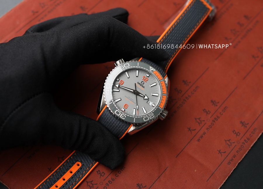 Introduction to VS Factory Omega Seamaster 1/4 Orange Titanium Metal 215.92.44.21.99.001 第3张