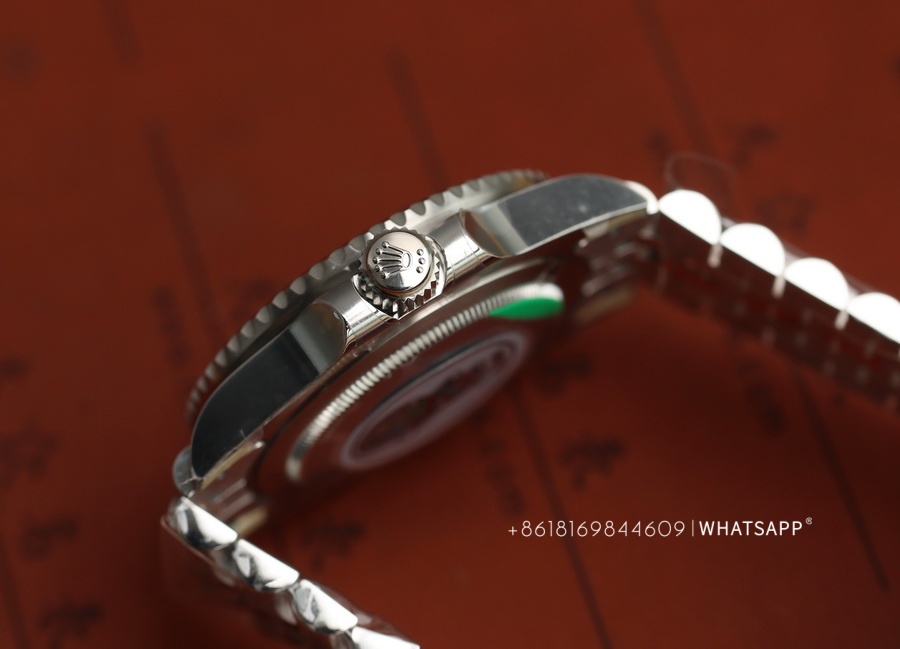 Introduction to the C Factory Clone Rolex GMT-Master II m126720vtnr-0002 Watch 第9张