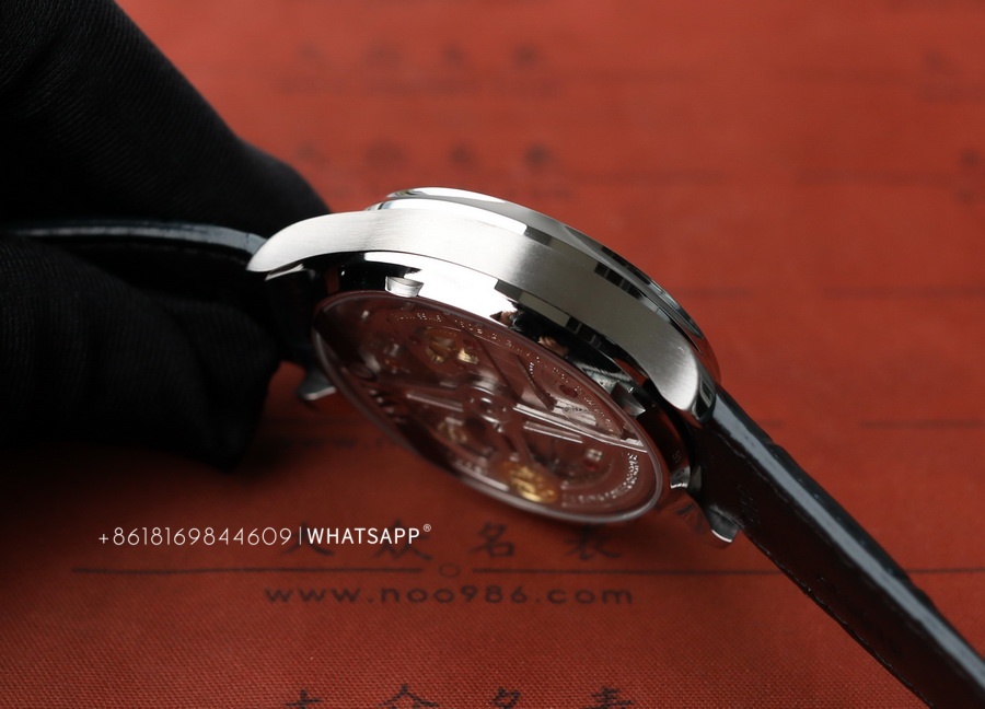 ZF Factory IWC PORTUGIESER AUTOMATIC IW500715 Replica Watch Introduction 第9张