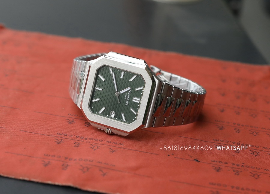 Super Clone Patek Philippe CUBITUS 5821/1A-001 Replica Watch for Sale 第6张