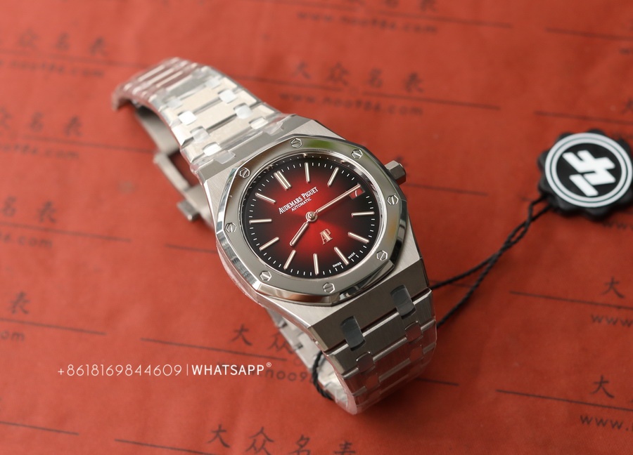 1:1 Replica Audemars Piguet Royal Oak “JUMBO” 16202XT.OO.1240XT.01 for Sale 第6张