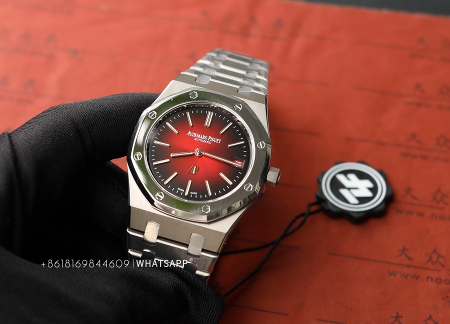 1:1 Replica Audemars Piguet Royal Oak “JUMBO” 16202XT.OO.1240XT.01 for Sale 第8张