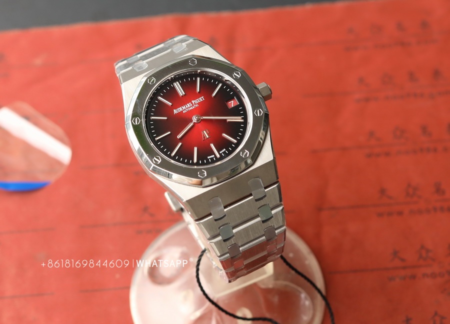 1:1 Replica Audemars Piguet Royal Oak “JUMBO” 16202XT.OO.1240XT.01 for Sale 第3张