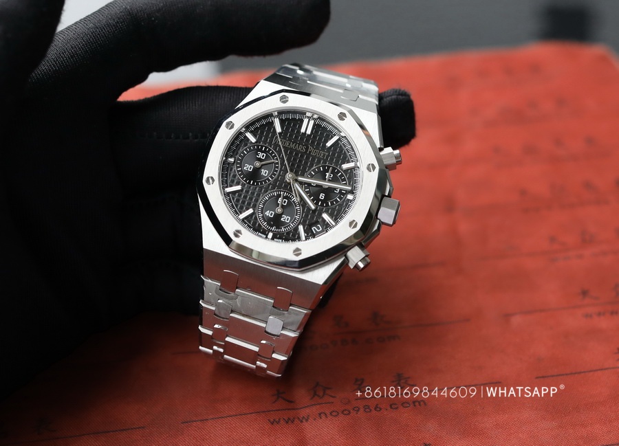 The Audemars Piguet Royal Oak 26240ST.OO.1320ST.06 super clone watch by APS Factory 第3张