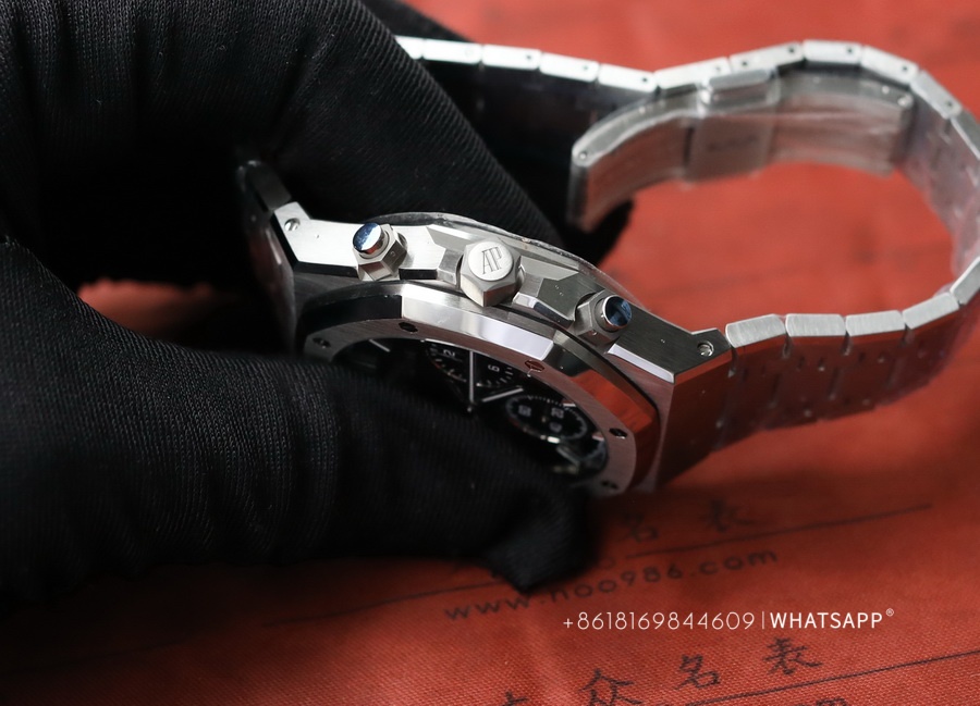 The Audemars Piguet Royal Oak 26240ST.OO.1320ST.06 super clone watch by APS Factory 第9张