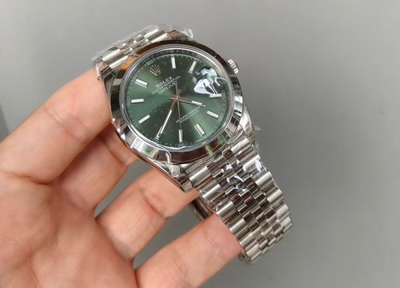 Purchase record of VS Factory Rolex Datejust m126300-0019 replica from a long-term US customer