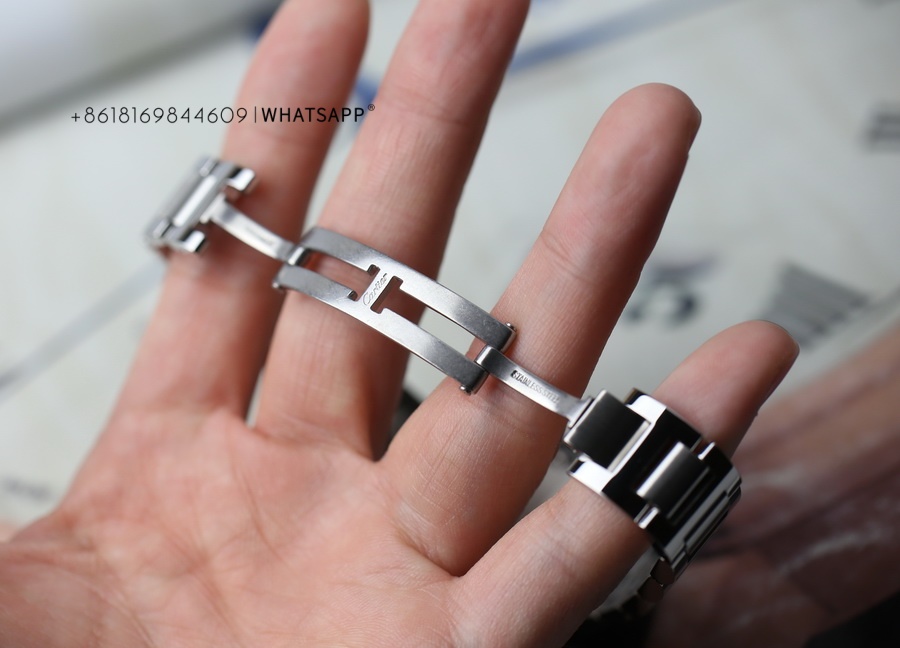 BALLON BLEU DE CARTIER W6920084 33mm Quartz Movement Replica Watch for Sale 第9张