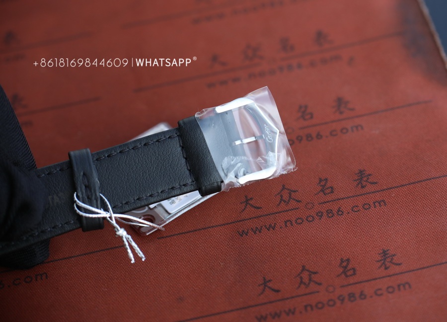 Introduction to the Top Replica CARTIER TANK MUST WSTA0041 Watch: 第13张