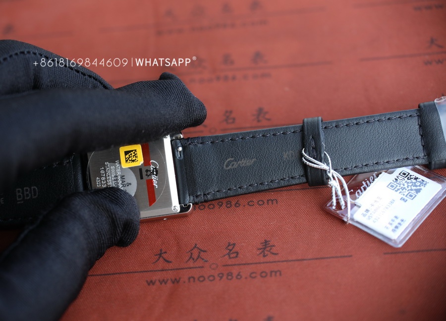 Introduction to the Top Replica CARTIER TANK MUST WSTA0041 Watch: 第12张