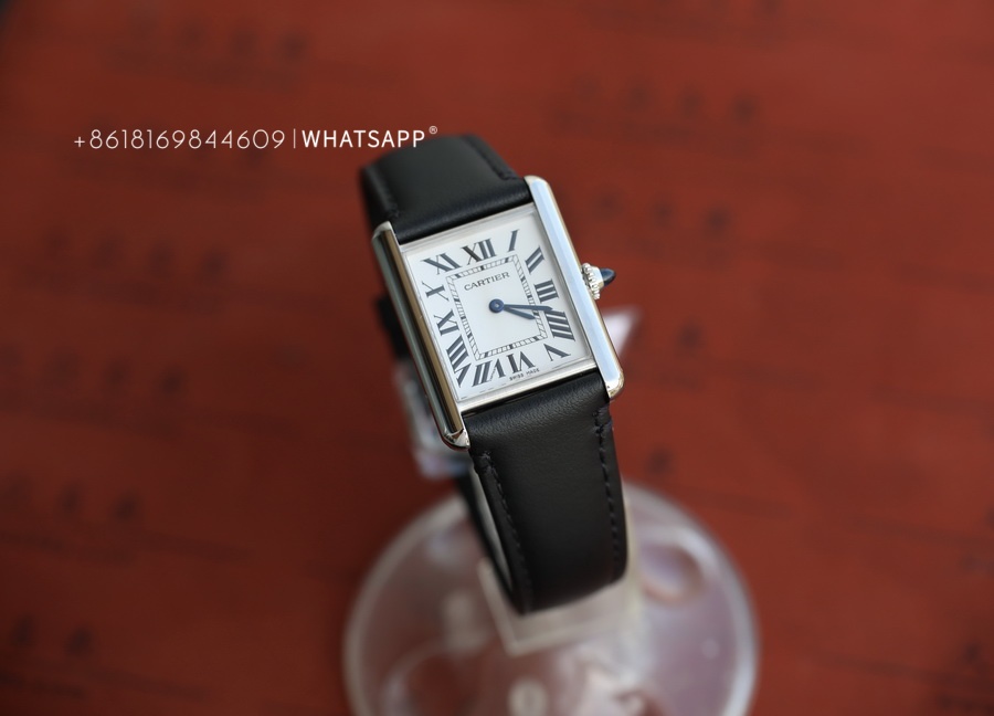 Introduction to the Top Replica CARTIER TANK MUST WSTA0041 Watch: 第2张