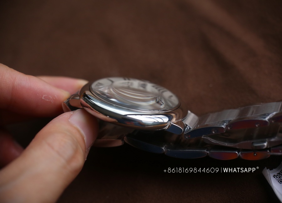 Top replica V6 factory BALLON BLEU DE CARTIER men’s watch introduction 第9张