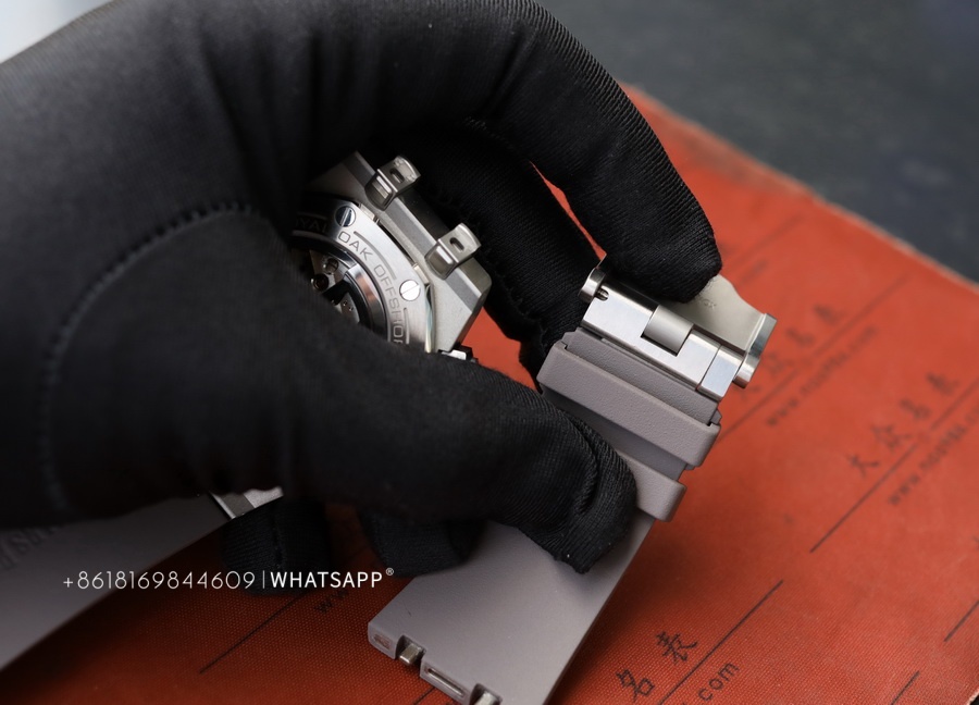 APS Factory Audemars Piguet Royal Oak Offshore 15720ST.OO.A009CA.01 (Grey) Picture Introduction 第7张