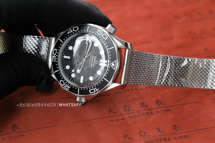Information about the VS Factory Omega Seamaster 300 210.30.42.20.01.010 replica watch 第5张