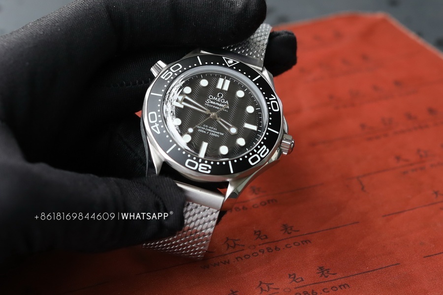 Information about the VS Factory Omega Seamaster 300 210.30.42.20.01.010 replica watch 第8张