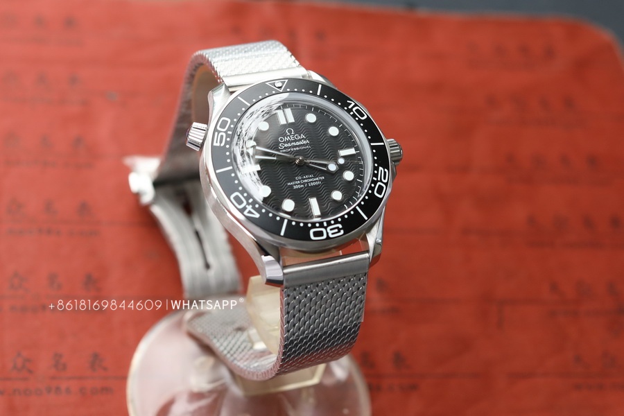 Information about the VS Factory Omega Seamaster 300 210.30.42.20.01.010 replica watch 第3张