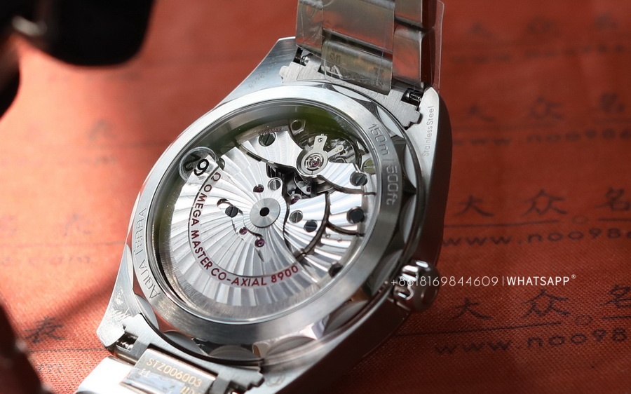 Introduction to the Omega Seamaster 220.10.41.21.10.001 Replica Watch from the VS Factory 第13张