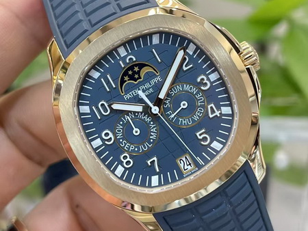 PATEK PHILIPPE AQUANAUT 5261R-001 Replica Watch Preview