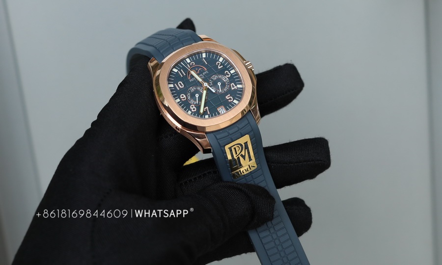 Patek Philippe Aquanaut 5261R-001 Weighted Replica Watch Introduction 第1张