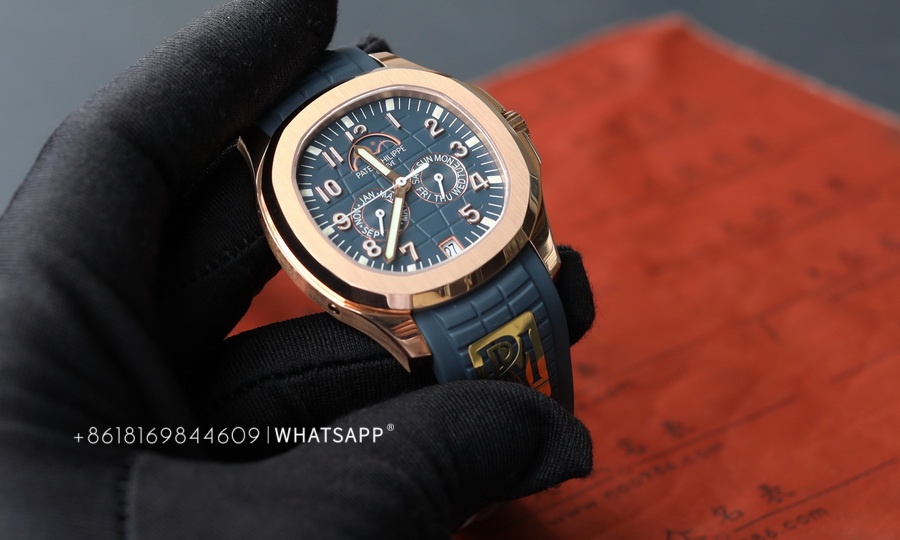 Patek Philippe Aquanaut 5261R-001 Weighted Replica Watch Introduction 第4张