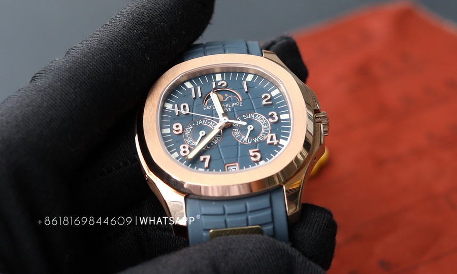 Patek Philippe Aquanaut 5261R-001 Weighted Replica Watch Introduction 第5张