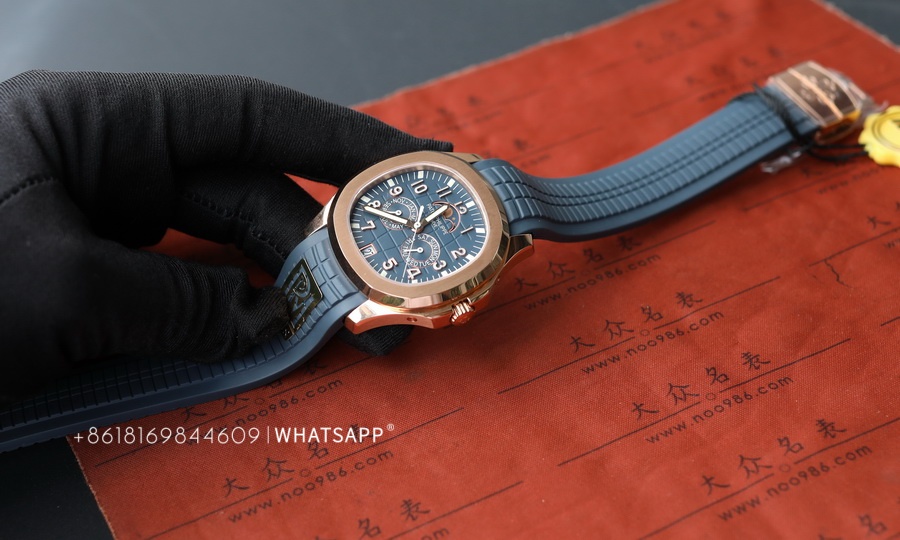Patek Philippe Aquanaut 5261R-001 Weighted Replica Watch Introduction 第7张